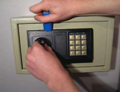 向阳24小时上门开锁公司